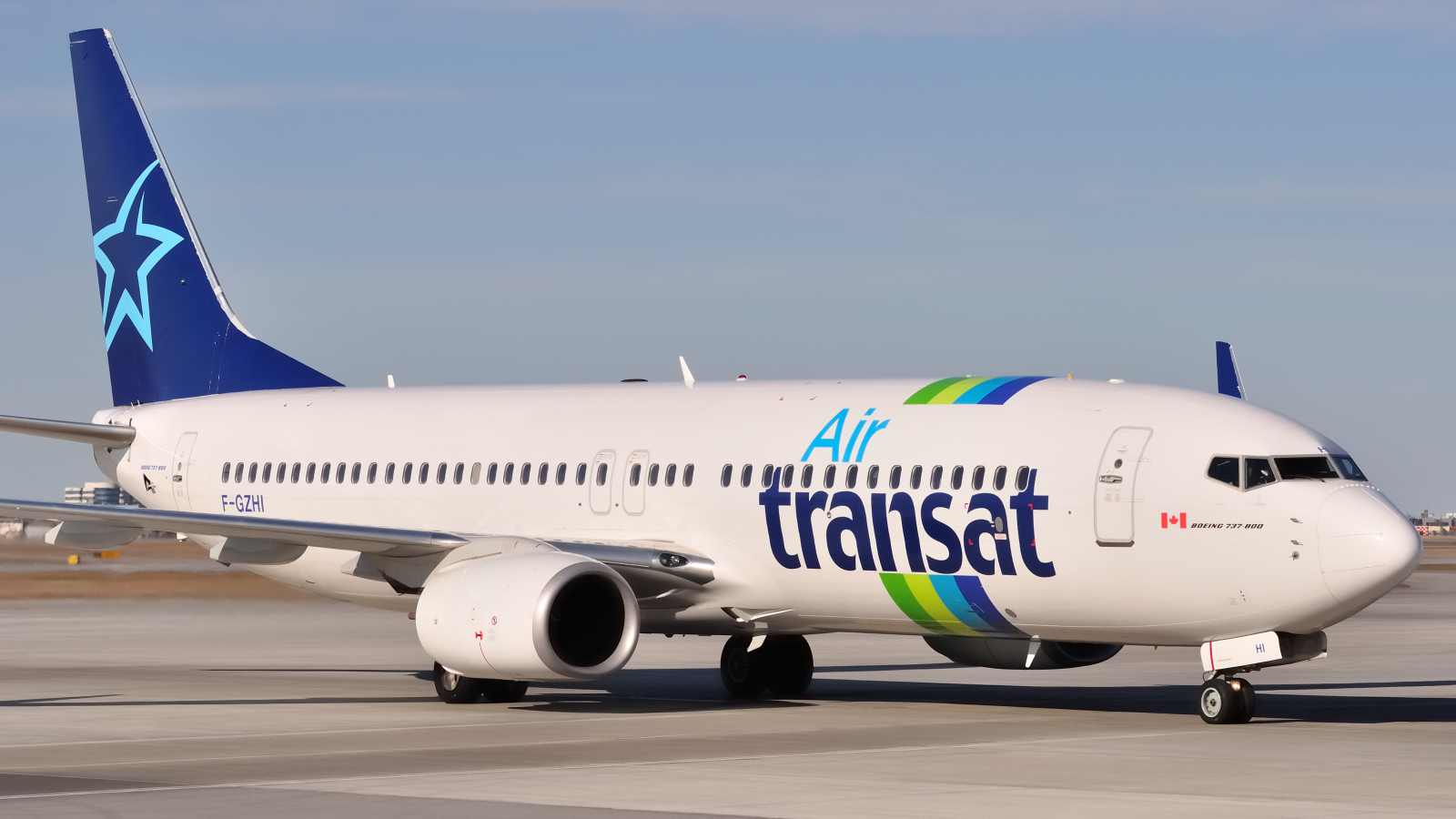 F-GZHI · Boeing 737-86J · (YUL / CYUL)