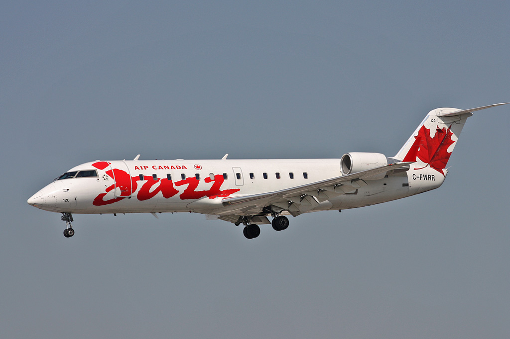 C-FWRR · Bombardier CRJ-100ER · (YYZ / CYYZ)