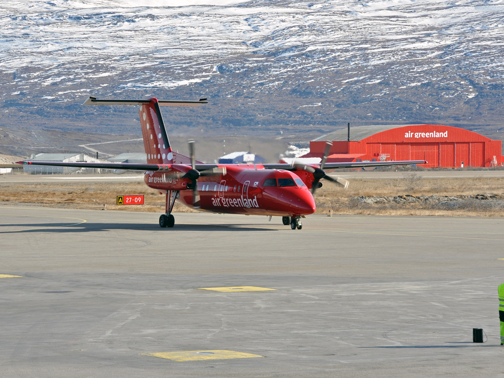 OY-GRJ · Bombardier Dash 8-Q202 · (SFJ / BGSF)