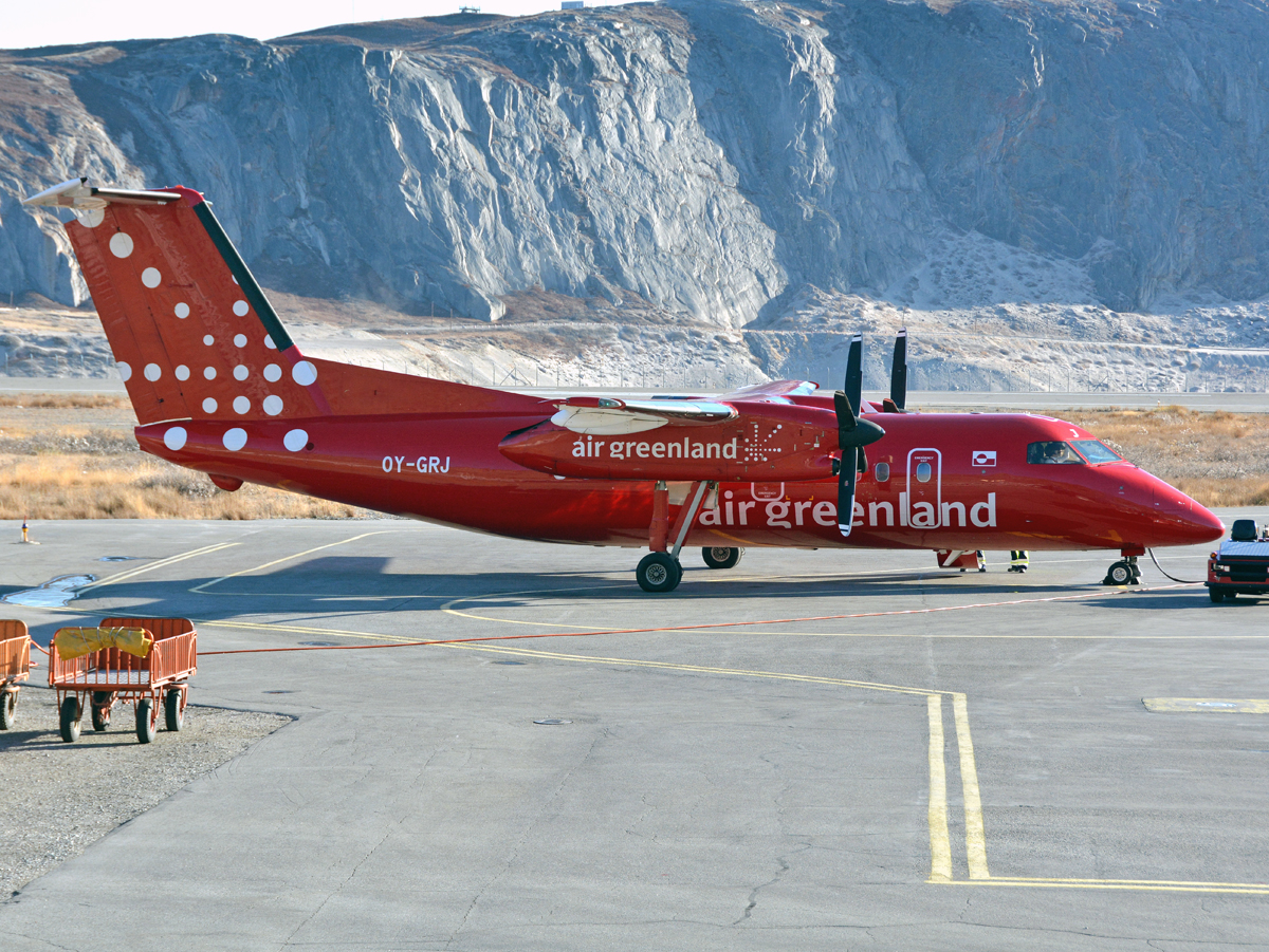 OY-GRJ · Bombardier Dash 8-Q202 · (SFJ / BGSF)