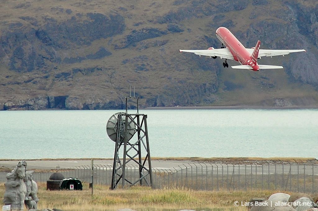 OY-GRL (25620) 1992 Boeing 757-236