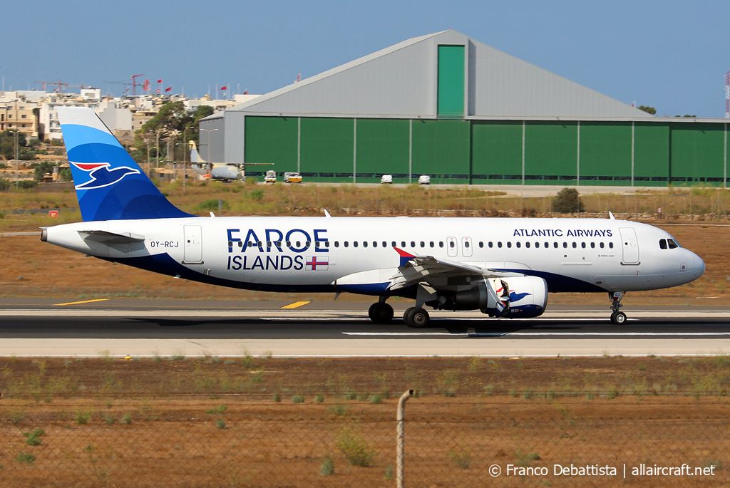OY-RCJ · Airbus A320-214 · (MLA / LMML)