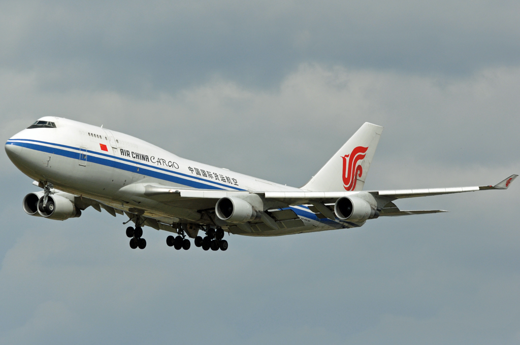 B-2457 (27067) 1992 Boeing 747-412(BCF)