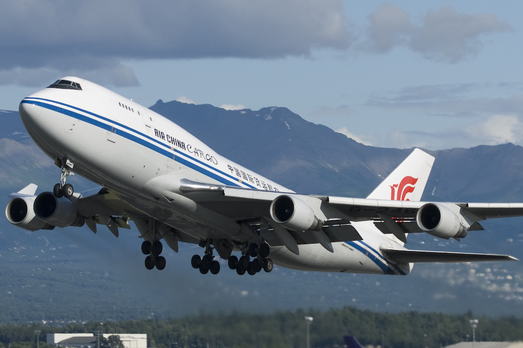 B-2460 (24348) 1990 Boeing 747-4J6(BCF)