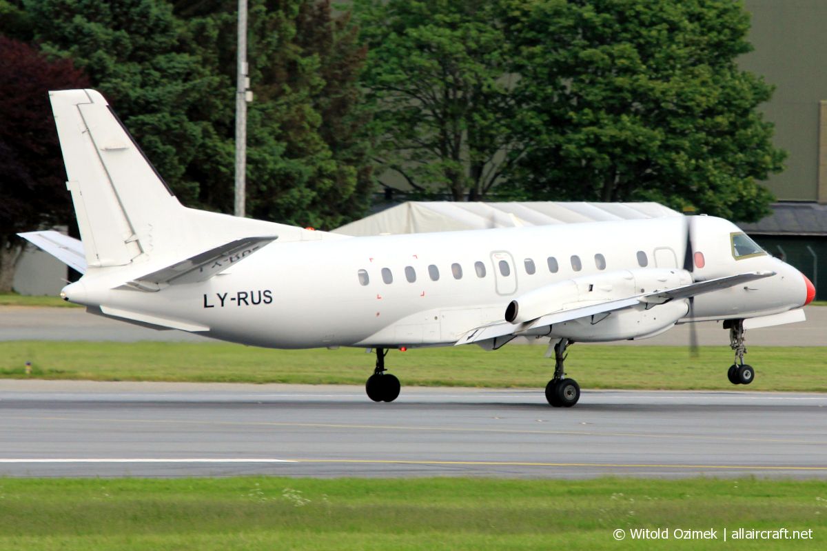 LY-RUS (340A-074) 1985 Saab 340A