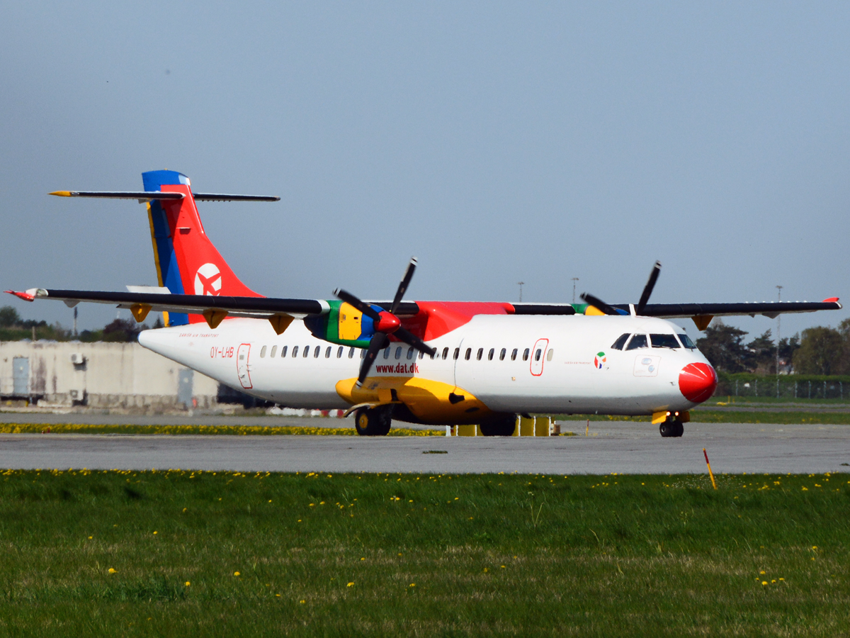 OY-LHB · ATR-72-202 · (CPH / EKCH)