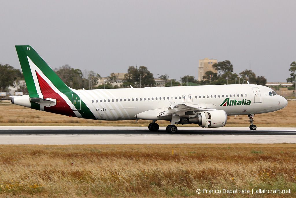 EI-DSY · Airbus A320-216 · (MLA / LMML)