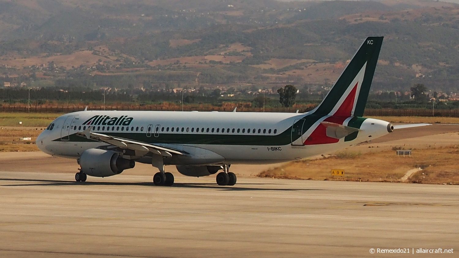I-BIKC · Airbus A320-214 · (ALG / DAAG)