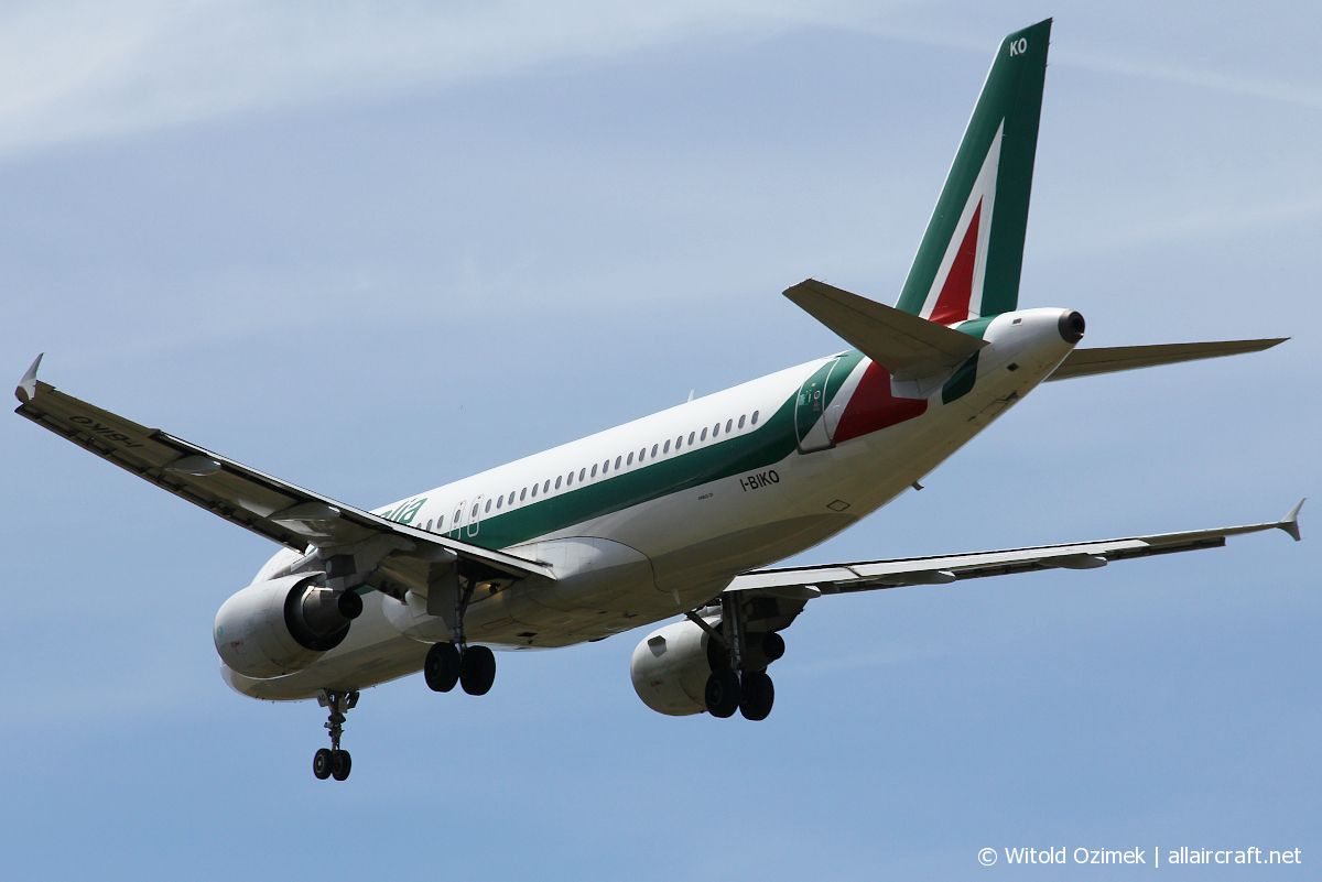 I-BIKO (1168) 2000 Airbus A320-214