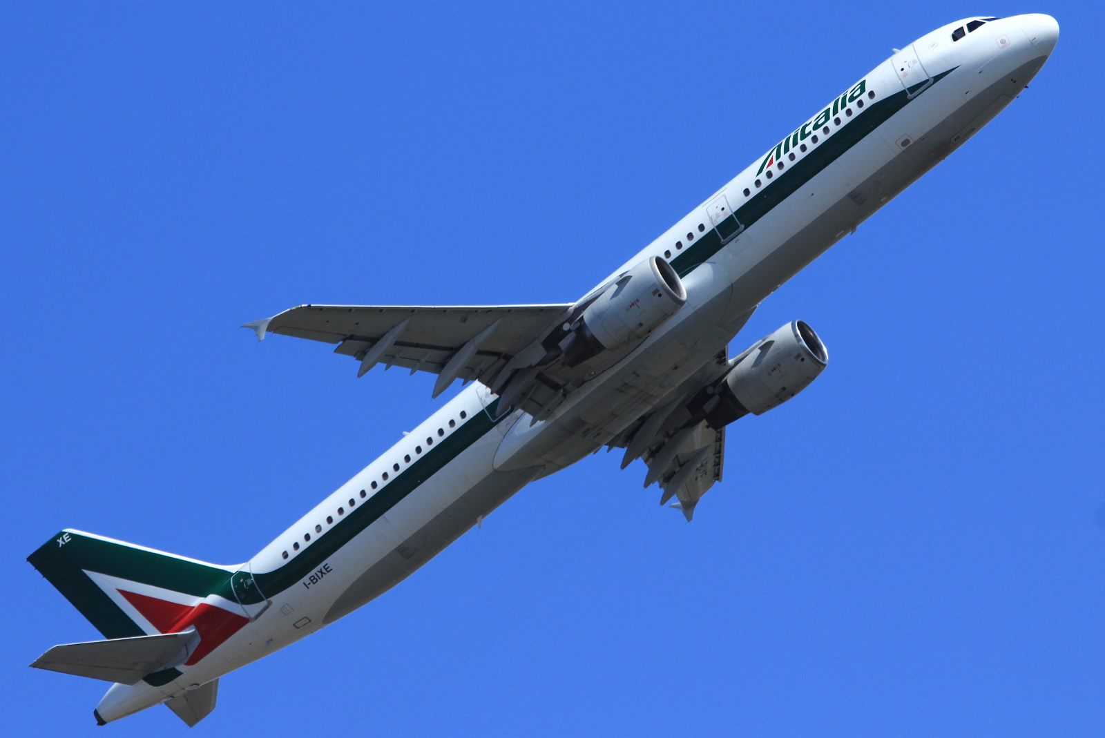 I-BIXE · Airbus A321-112 · (FCO / LIRF)
