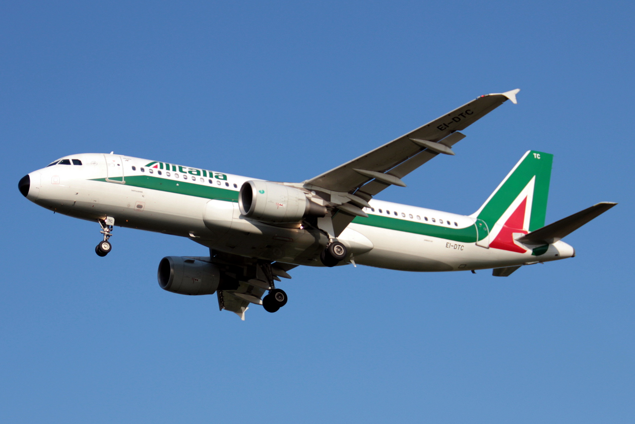 EI-DTC · Airbus A320-216 · (FCO / LIRF)