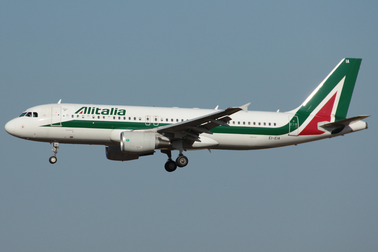 EI-EIA · Airbus A320-216 · (FCO / LIRF)