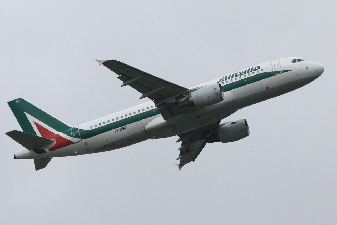 EI-DSF · Airbus A320-216 · (FCO / LIRF)