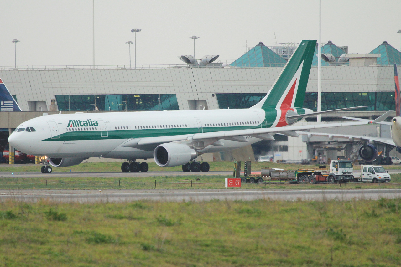 EI-EJP · Airbus A330-202 · (FCO / LIRF)