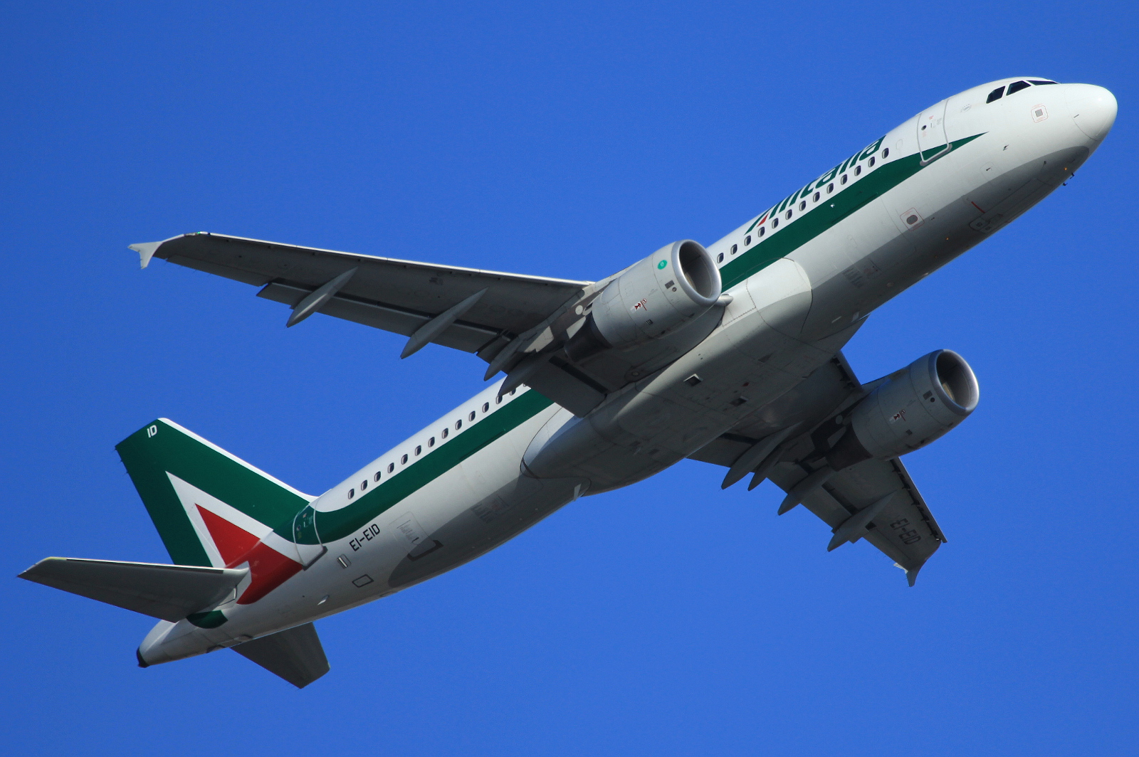 EI-EID · Airbus A320-216 · (FCO / LIRF)
