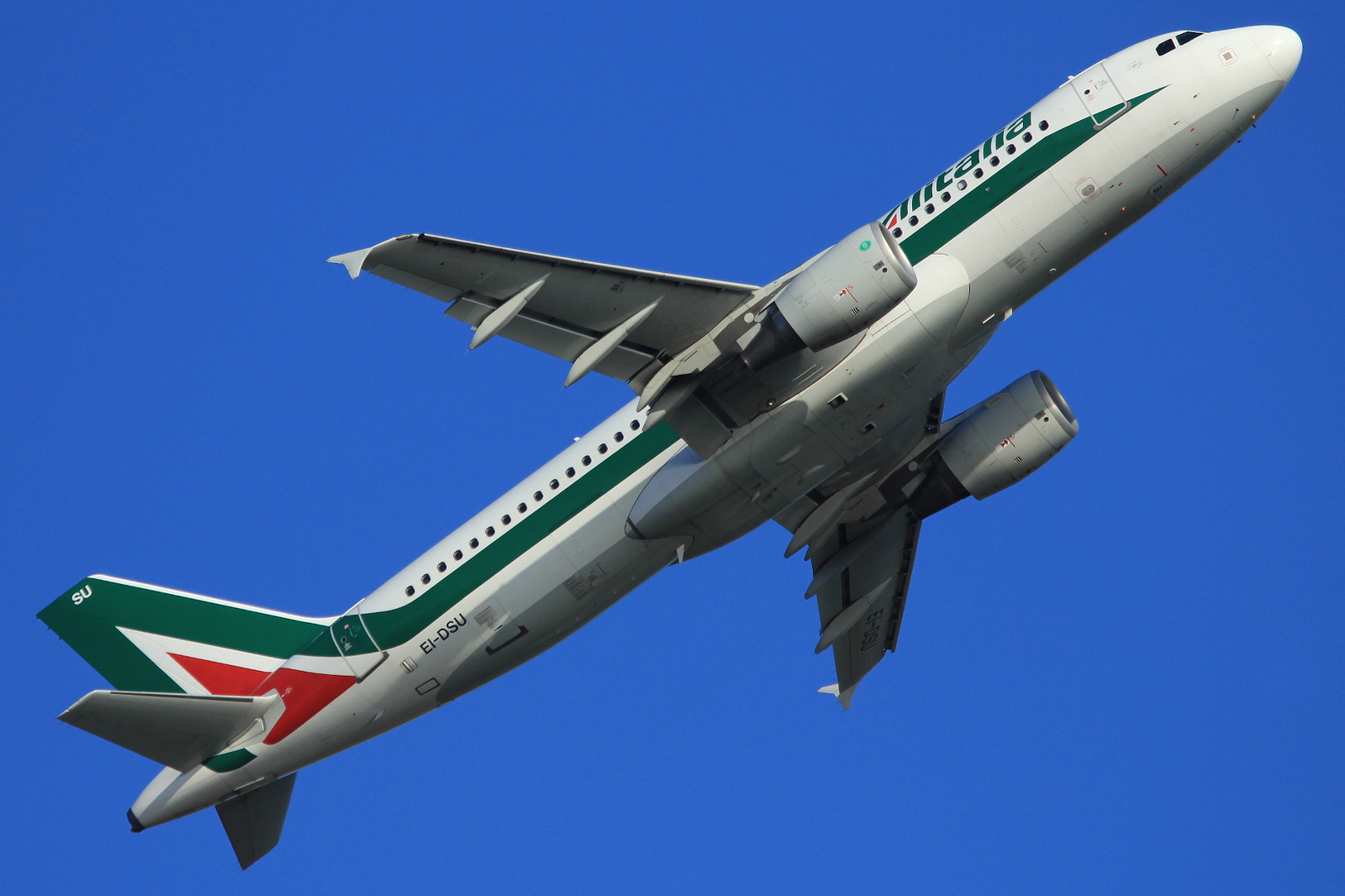 EI-DSU · Airbus A320-216 · (FCO / LIRF)