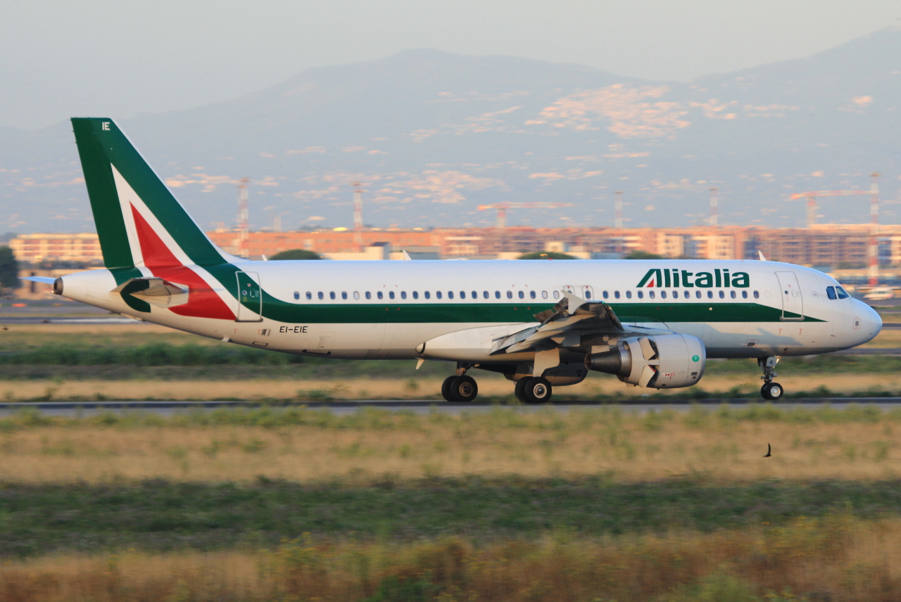 EI-EIE · Airbus A320-216 · (FCO / LIRF)