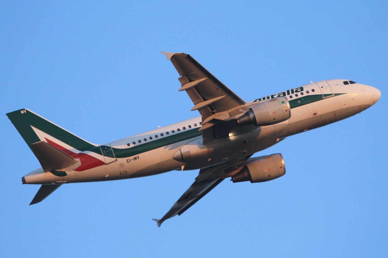EI-IMV · Airbus A319-111 · (FCO / LIRF)