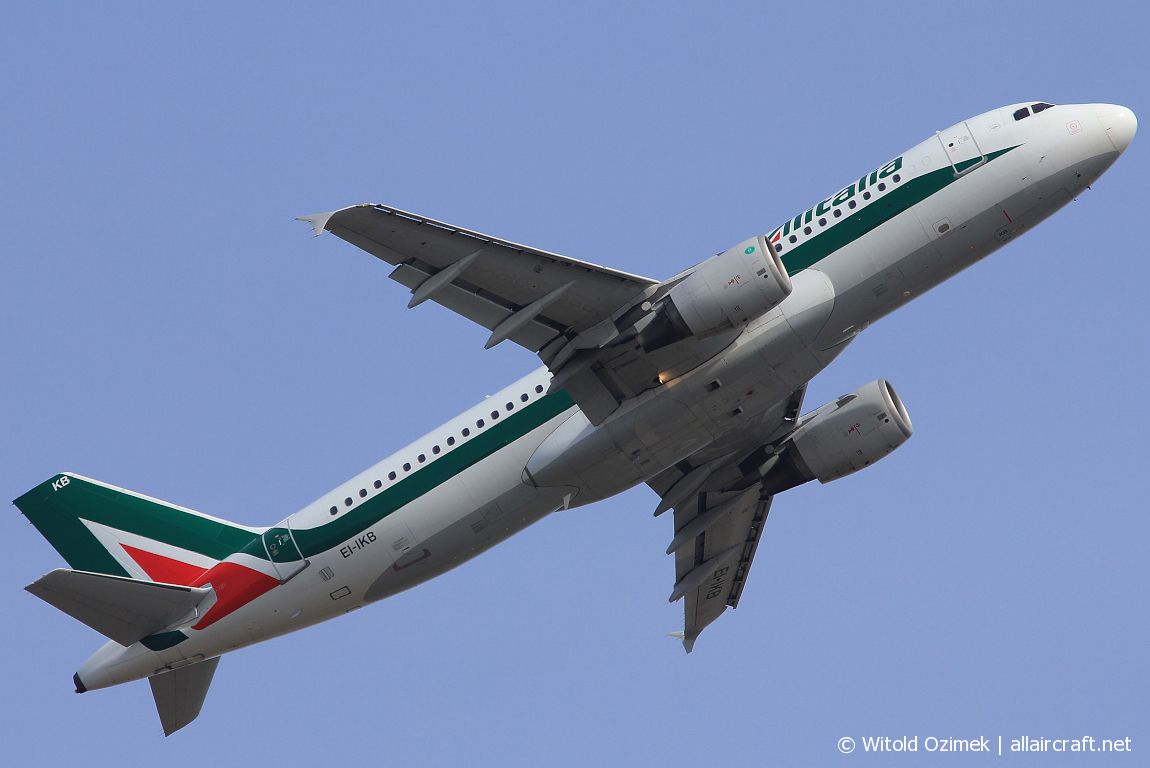 EI-IKB · Airbus A320-214 · (FCO / LIRF)