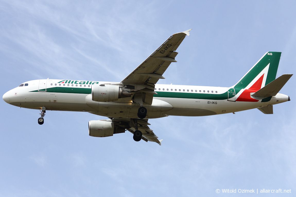 EI-IKG (1480) 2001 Airbus A320-214