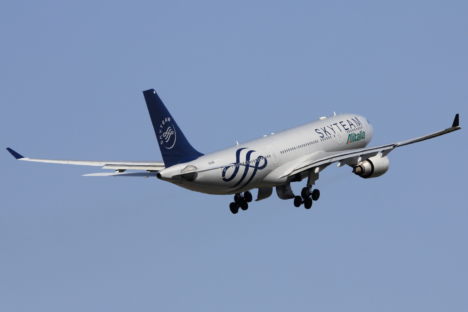 EI-DIR · Airbus A330-202 · (FCO / LIRF)
