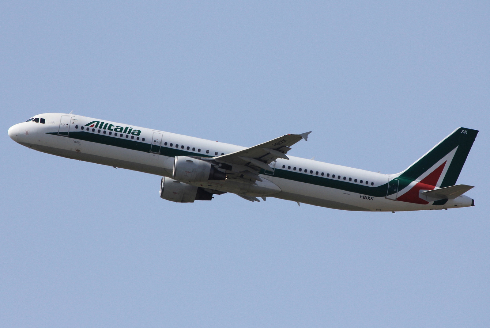 I-BIXK · Airbus A321-112 · (FCO / LIRF)