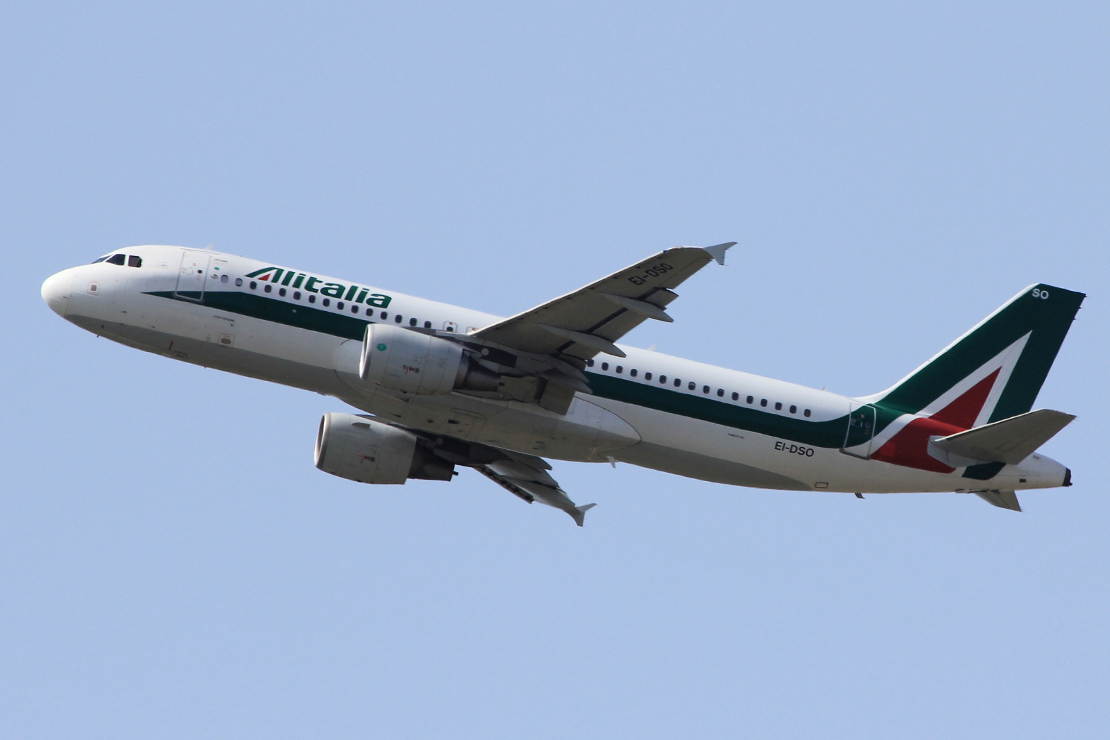 EI-DSO · Airbus A320-216 · (FCO / LIRF)
