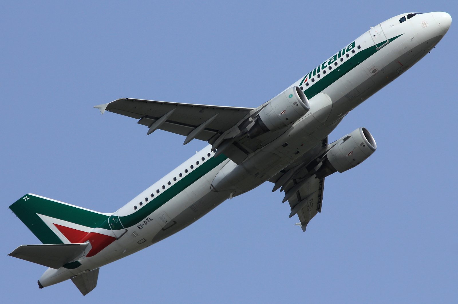 EI-DTL · Airbus A320-216 · (FCO / LIRF)