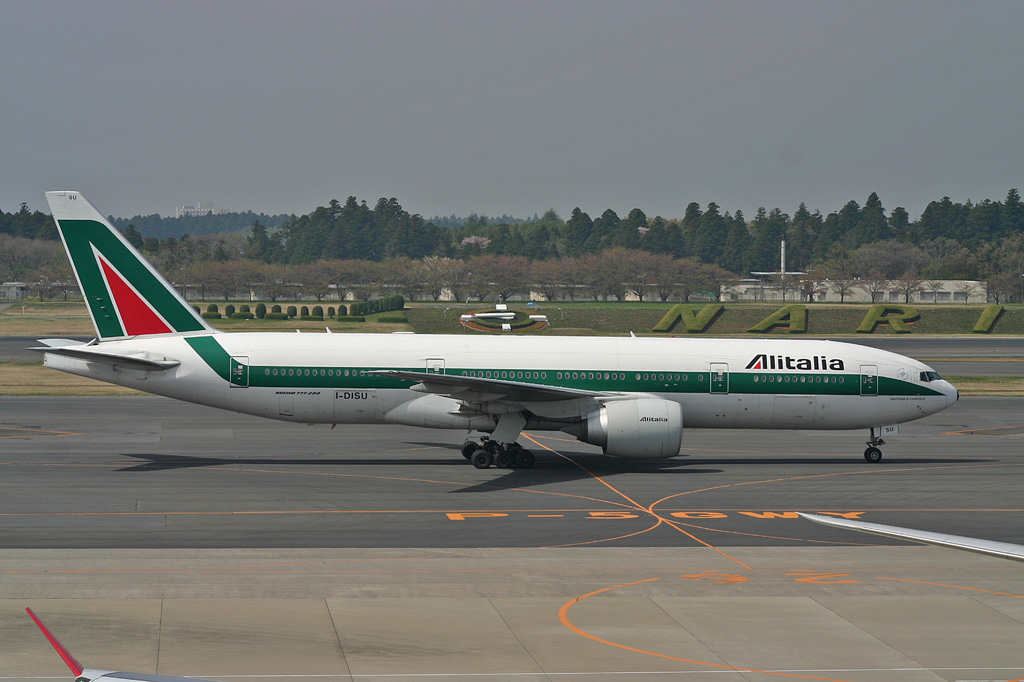 I-DISU (32858) 2002 Boeing 777-243ER
