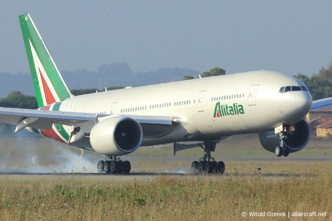 I-DISU · Boeing 777-243/ER · (FCO / LIRF)