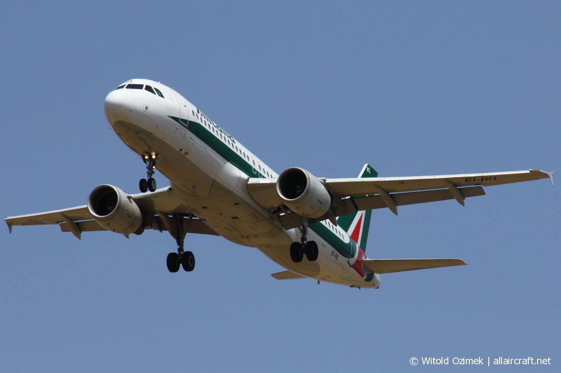 EI-IKL · Airbus A320-214 · (FCO / LIRF)