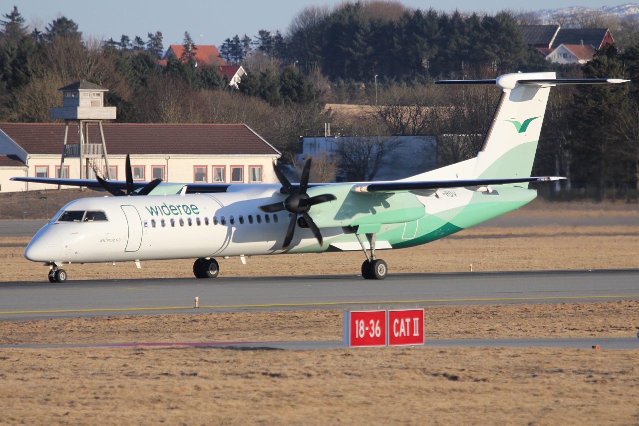 LN-RDV, (cn 4054), Bombardier Dash 8-Q402
