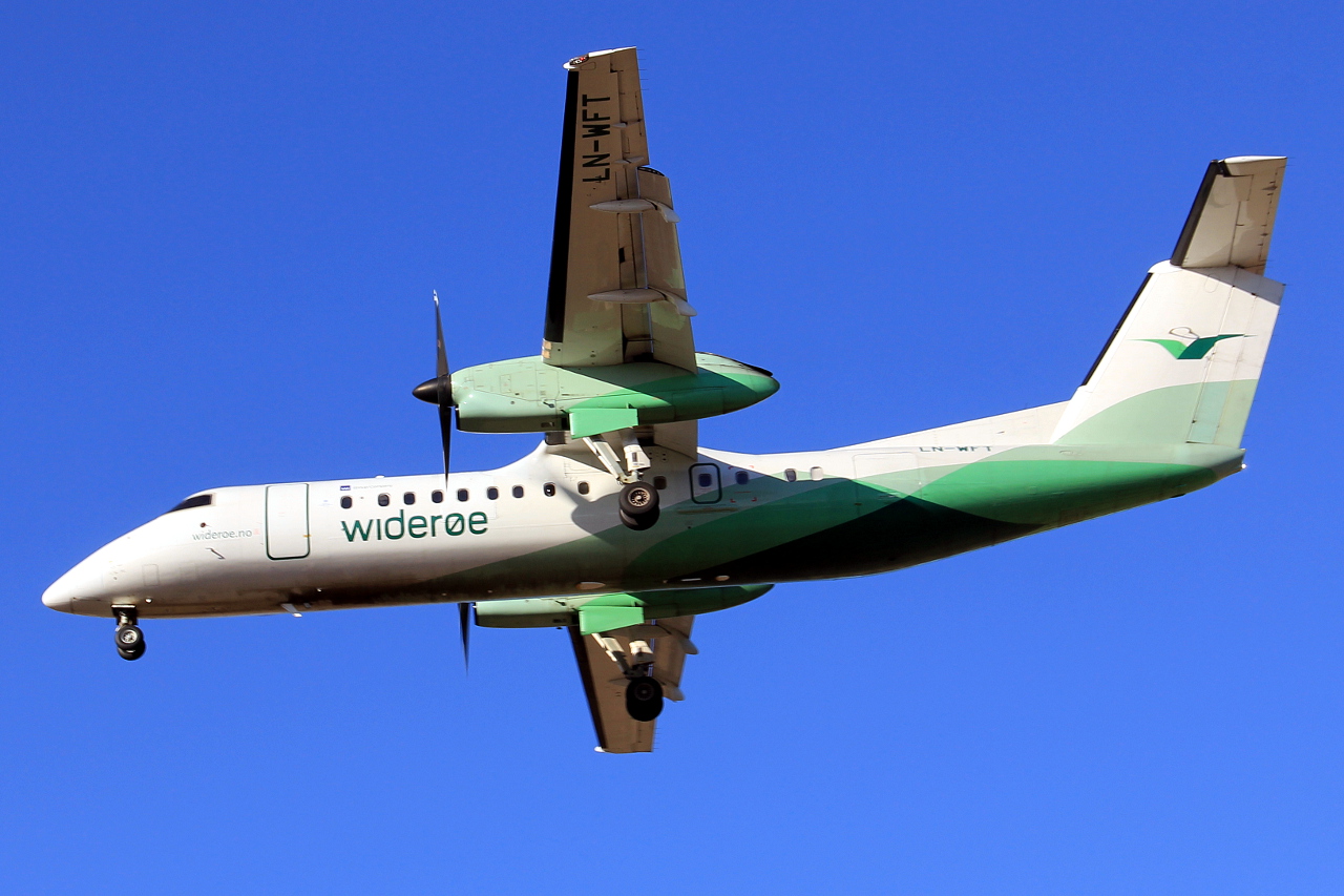 LN-WFT (532) 1999 Bombardier Dash 8-Q311