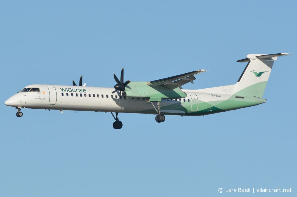 LN-WDL (4392) 2011 Bombardier Dash 8-Q402
