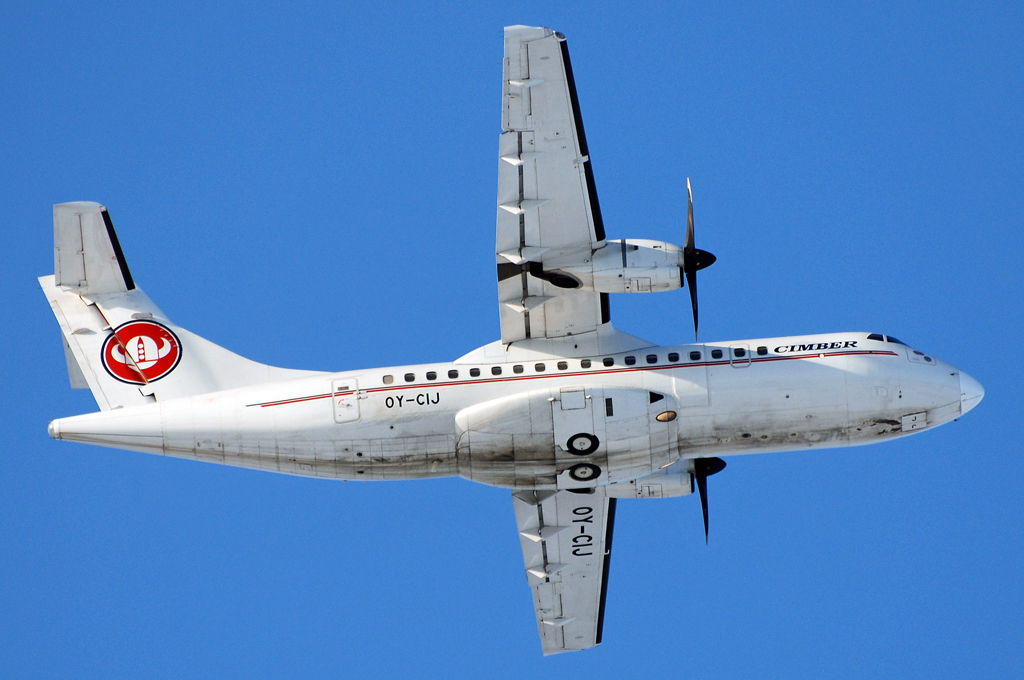 OY-CIJ ( 497 ) 1992 ATR-42-500