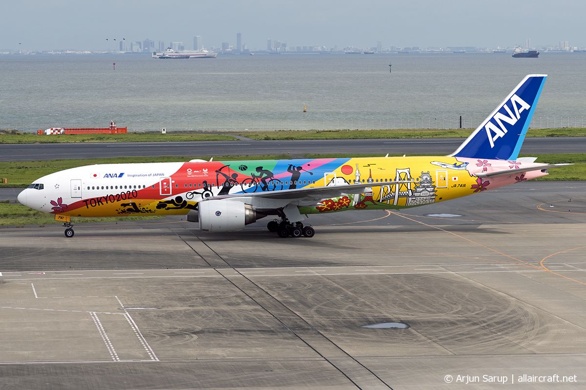 JA741A (cn 40900) Boeing 777-281ER