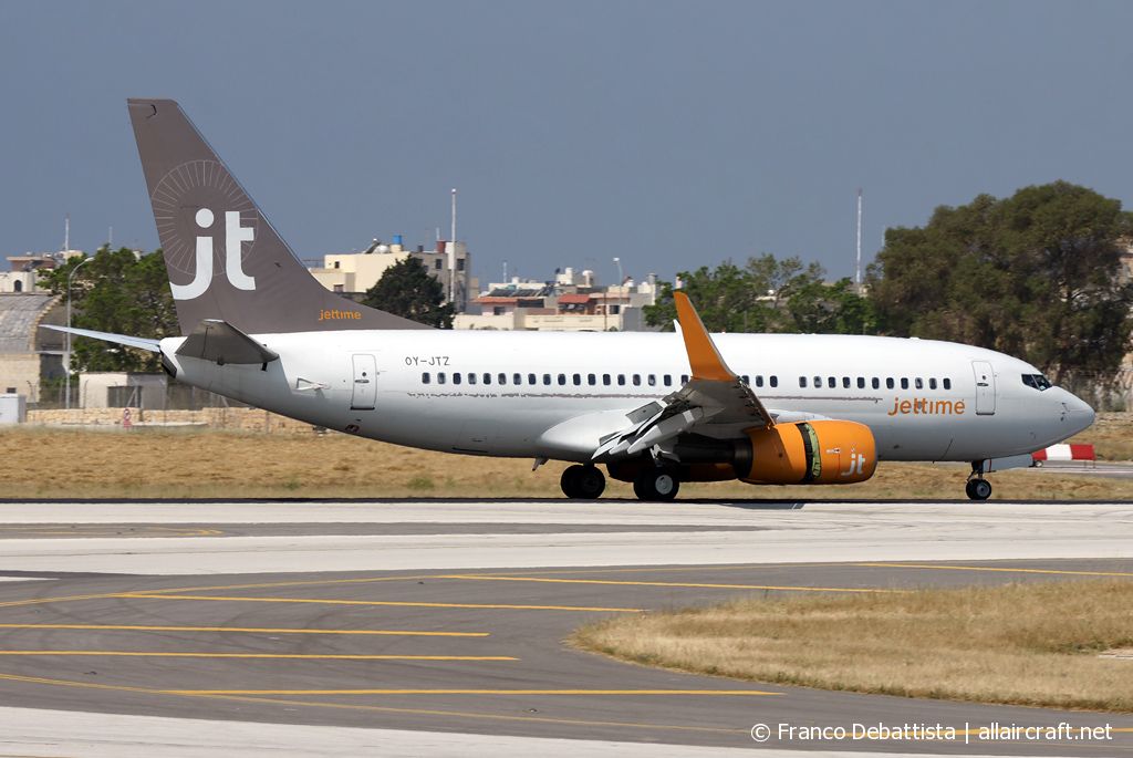 OY-JTZ · Boeing 737-73S(WL) · (MLA / LMML)