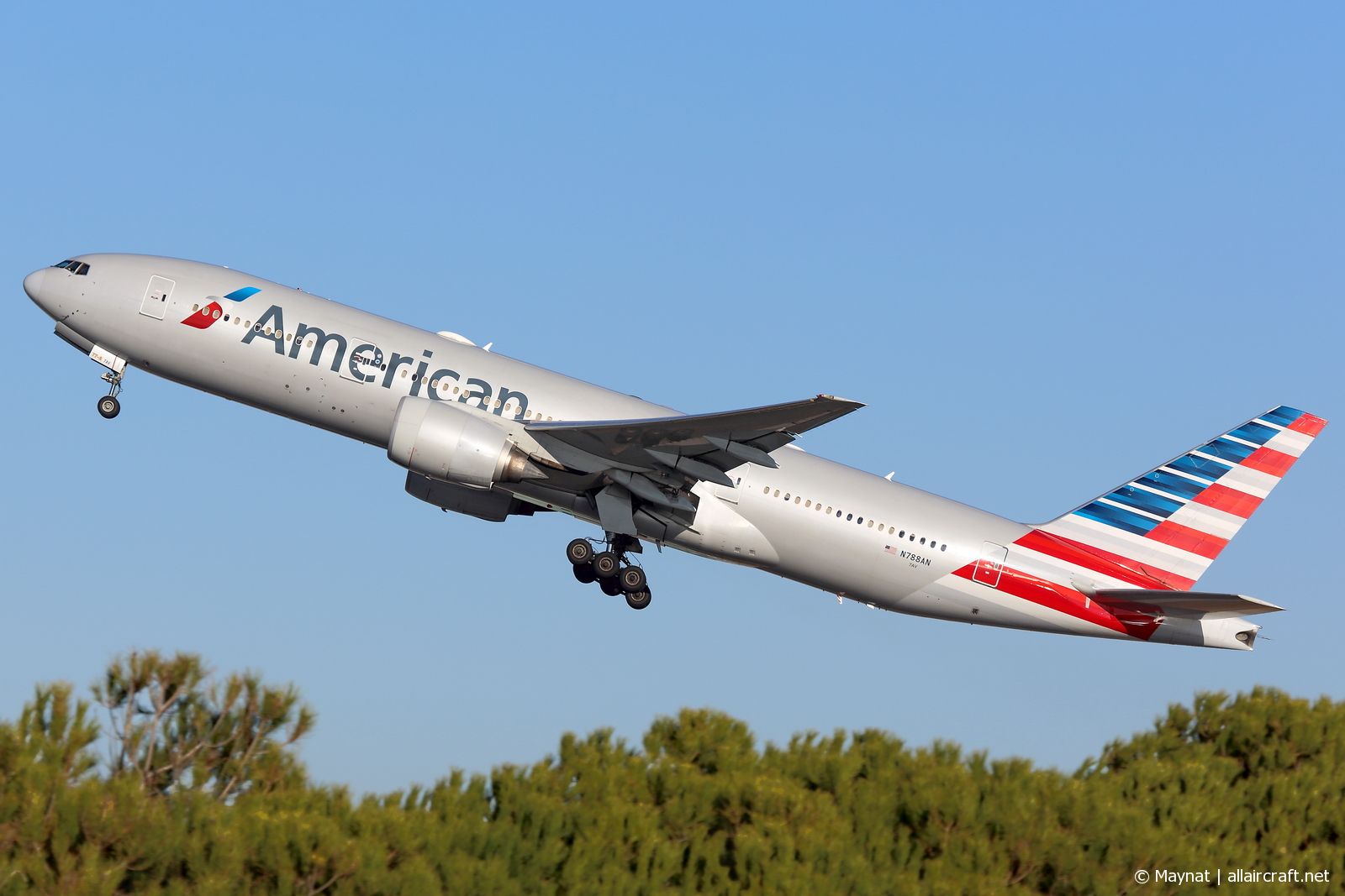 N788AN (30011) 2000 Boeing 777-223(ER)