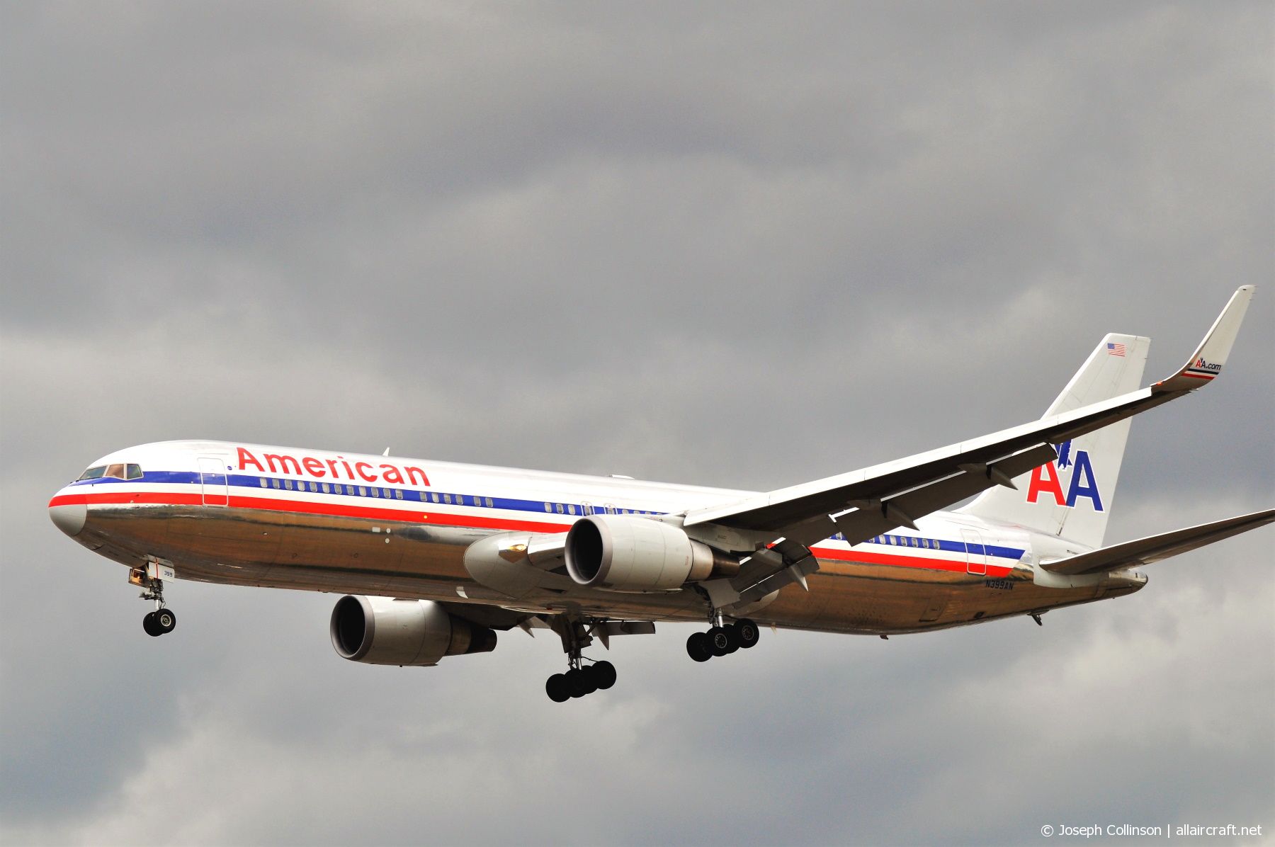 N399AN · Boeing 767-323(ER)(WL) · (LHR / EGLL)