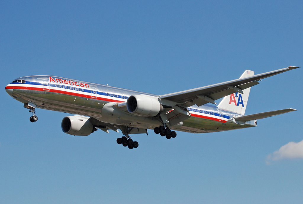 N777AN · Boeing 777-223/ER · (LHR / EGLL)