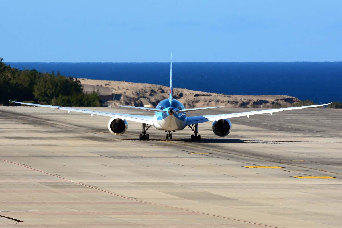 PH-TFL (37228) 2014 Boeing 787-8 Dreamliner