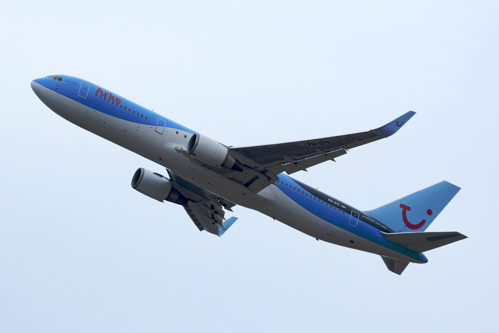 PH-OYI · Boeing 767-304(ER)(WL) · (LPA / GCLP)