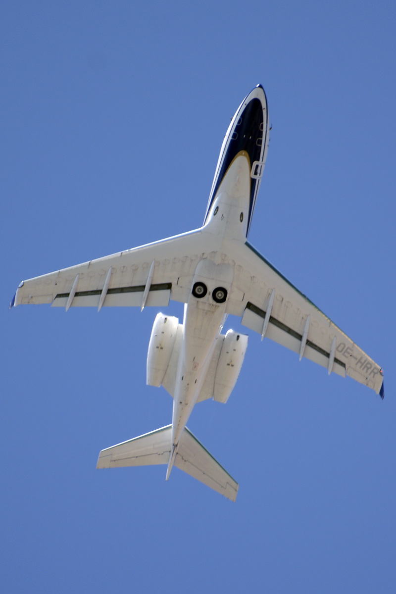 OE-HRR (20033) 2004 Bombardier Challenger 300