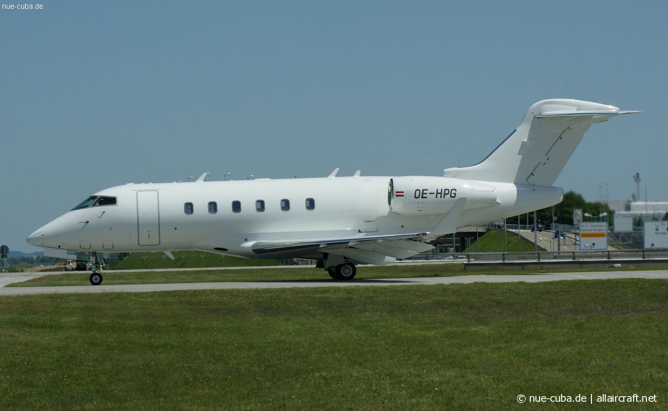 OE-HPG (20251) 2008 Bombardier Challenger 300