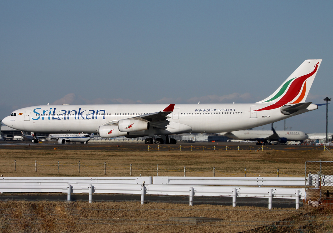 4R-ADF (374) 2000 Airbus A340-313X