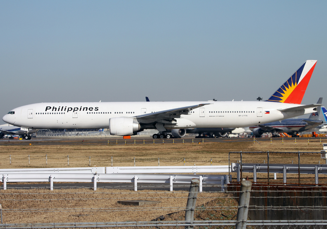RP-C7776 (37712) 2009 Boeing 777-36N ER