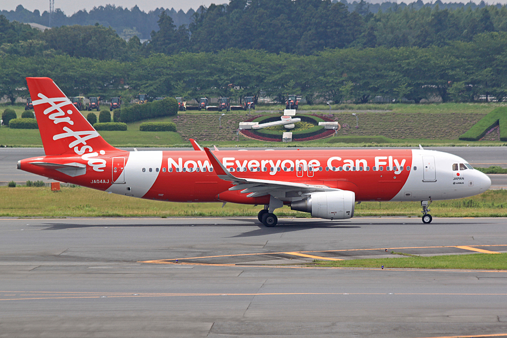 JA04AJ · Airbus A320-216 · (NRT / RJAA)