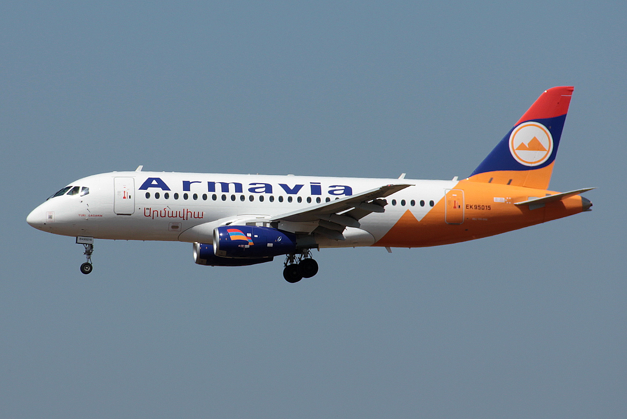 EK-95015 · Sukhoi Superjet 100-95B · (FCO / LIRF)