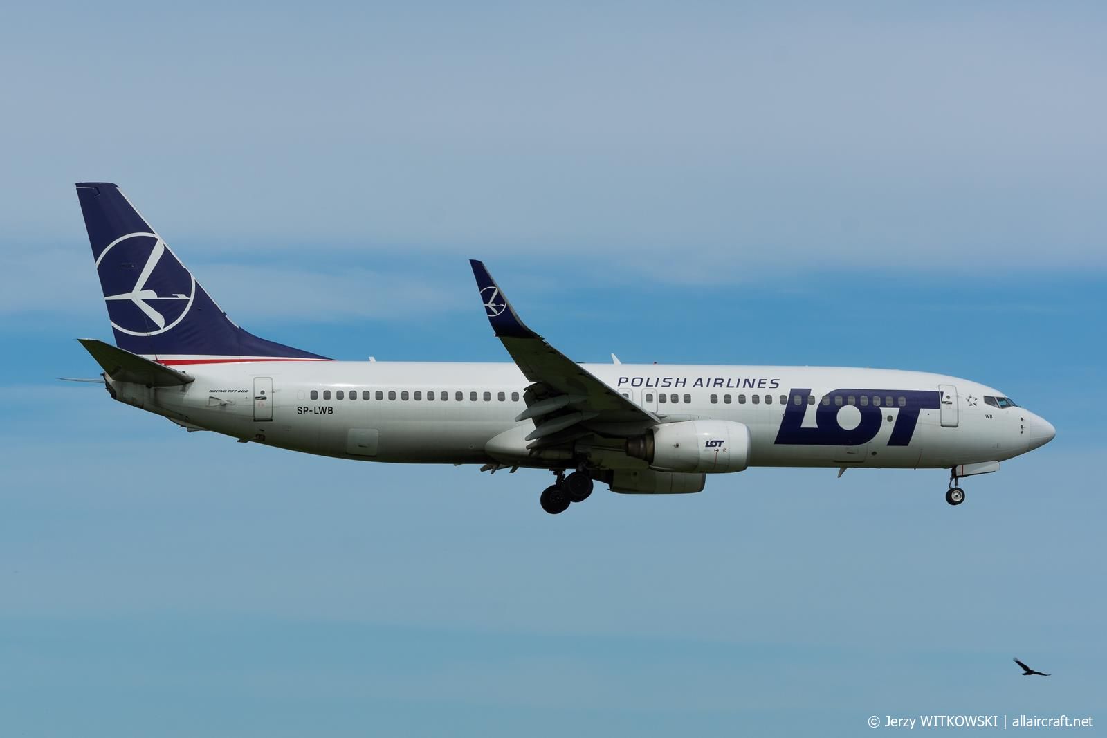 SP-LWB · Boeing 737-89P(WL) · (WAW / EPWA)