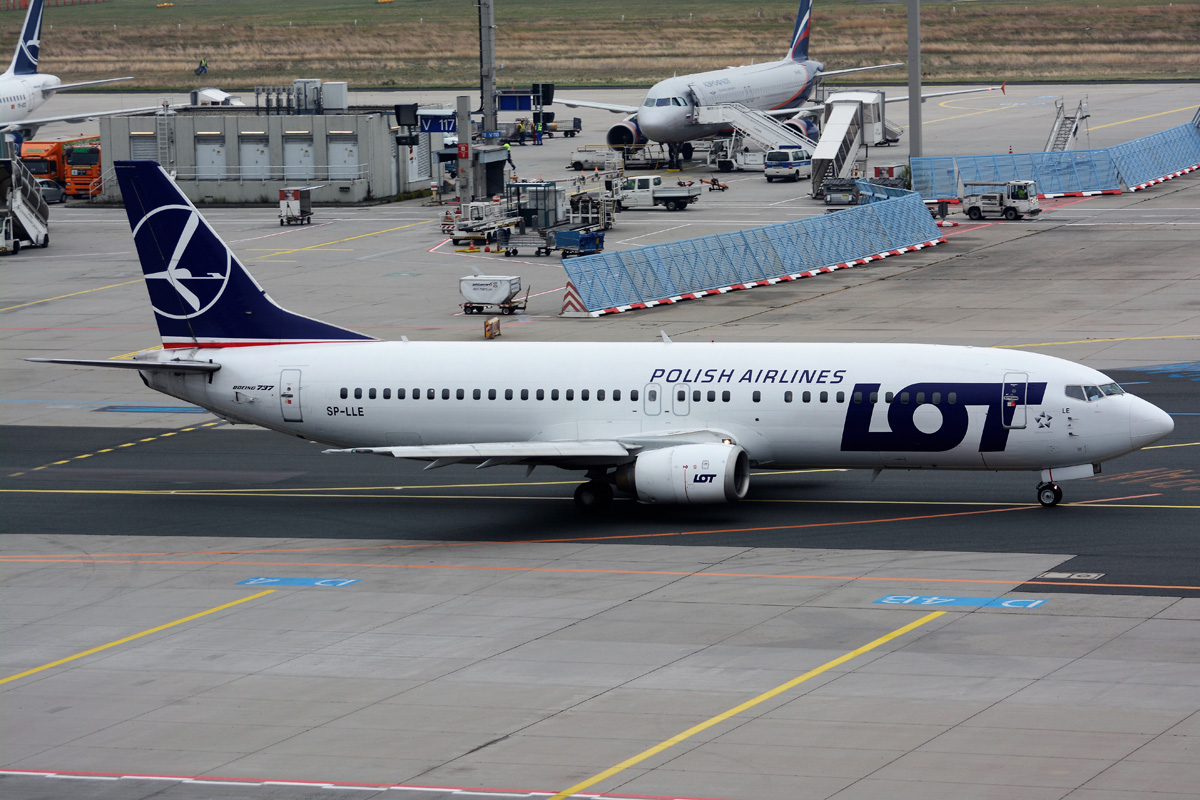 SP-LLE · Boeing 737-45D · (FRA / EDDF)